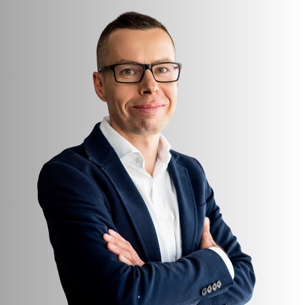 Łukasz Pastuła – Ekspert ds. ubezpieczeń